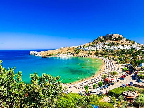 დასვენება საბერძნეთში ხელმისაწვდომ ფასად: ბიუჯეტური სასტუმროები კრეტასა და როდოსზე Tripadvisor -ის კარგი შეფასებით