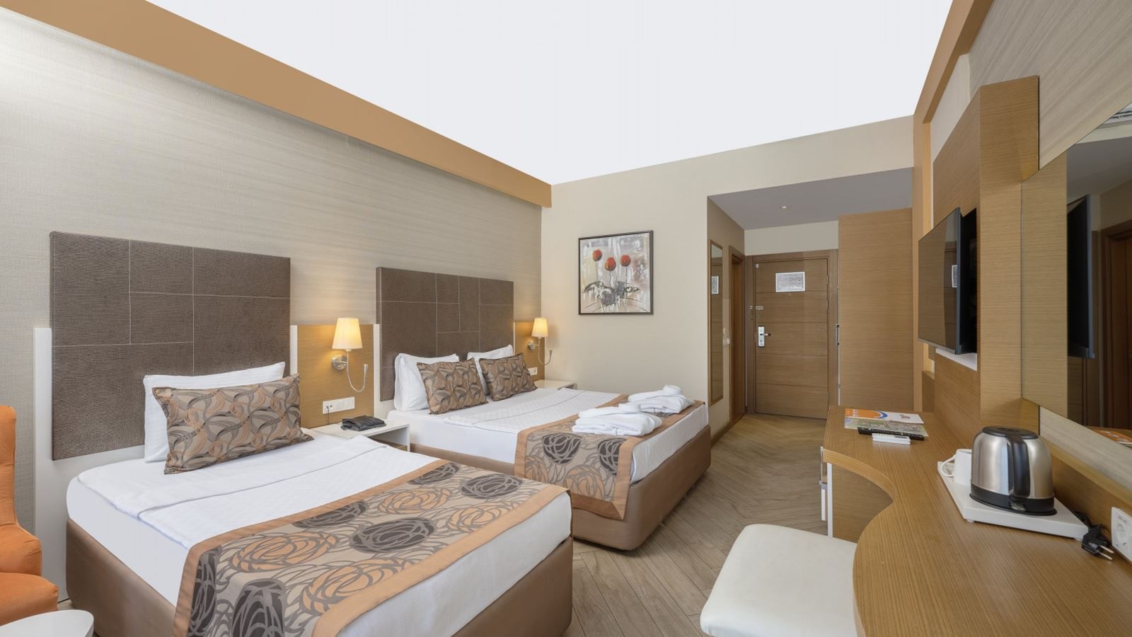 rooms-standard-room-land-view