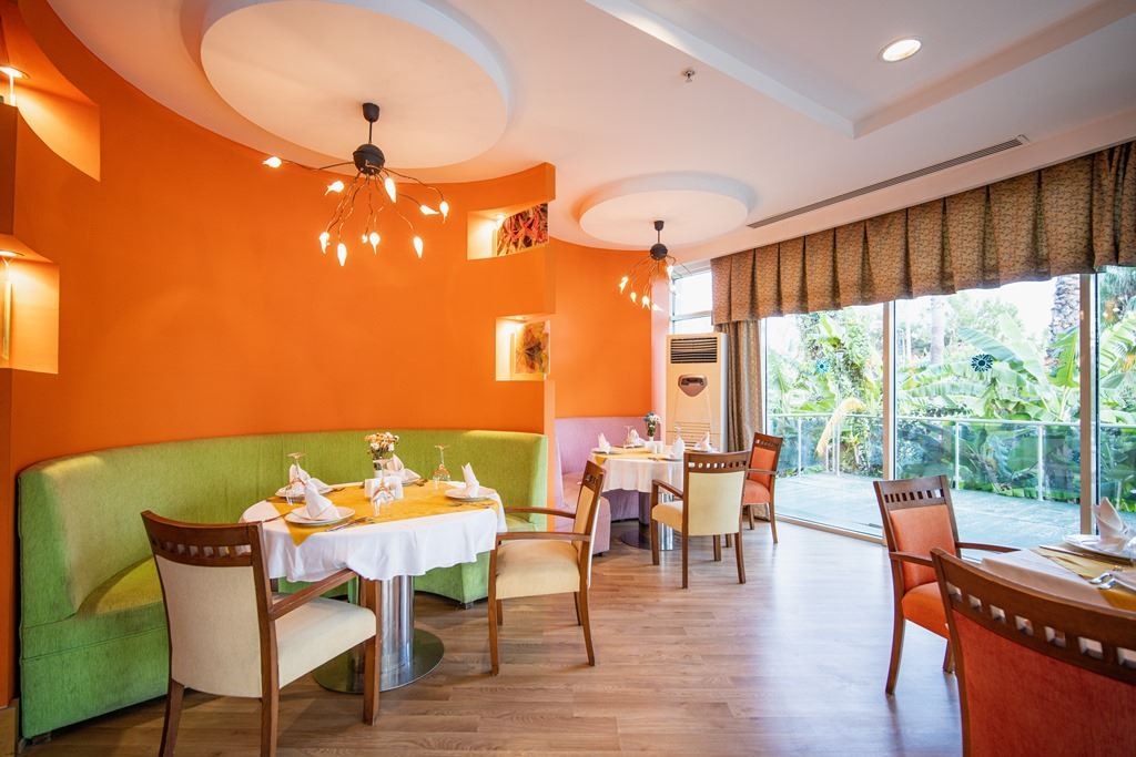 restaurants-peruna-a-lacarte-restaurant