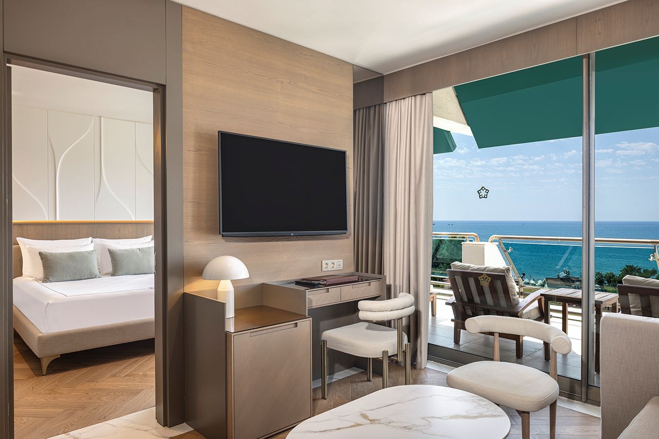 rooms-suite-sea-view