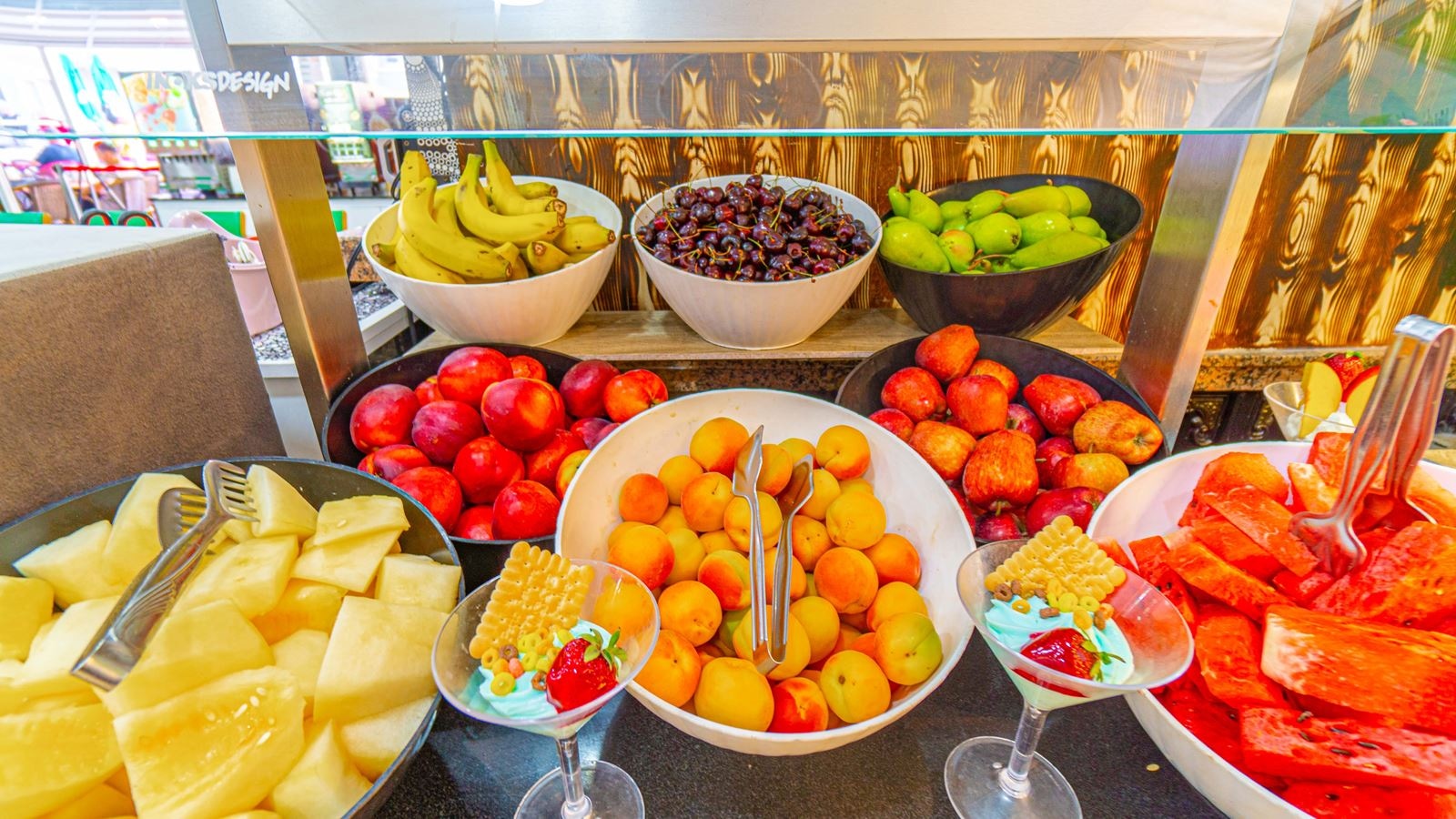 restaurants-restaurant