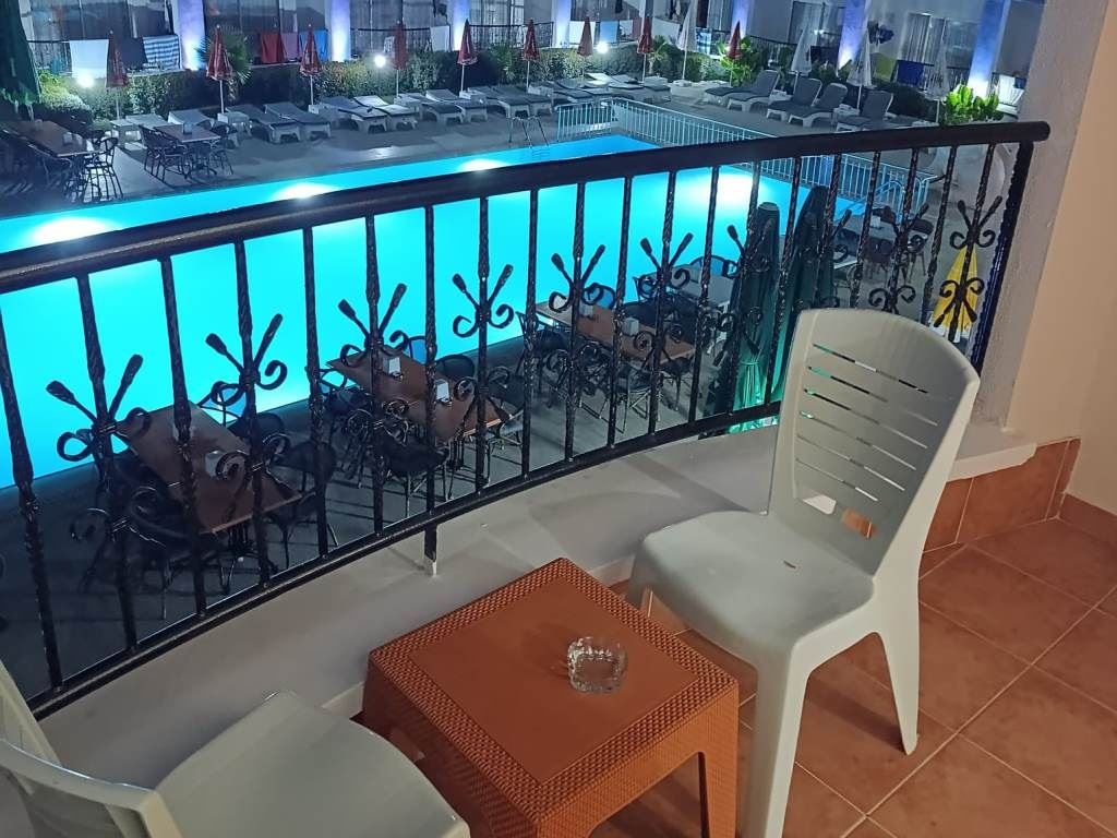 rooms-standard-main-building