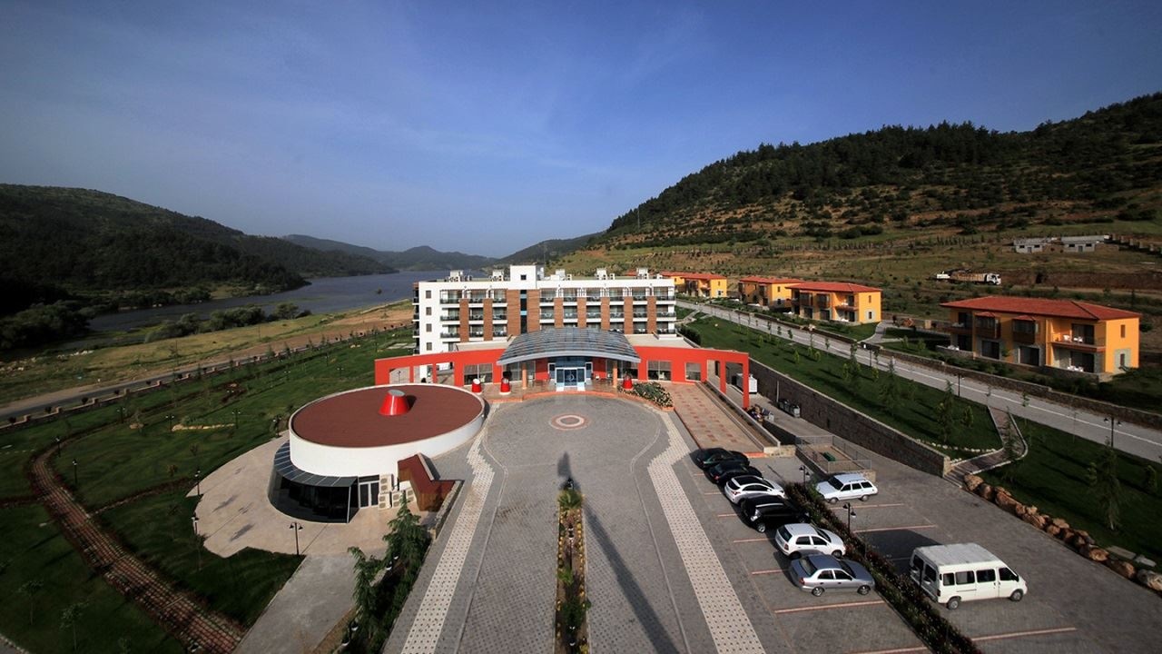 general-main-building