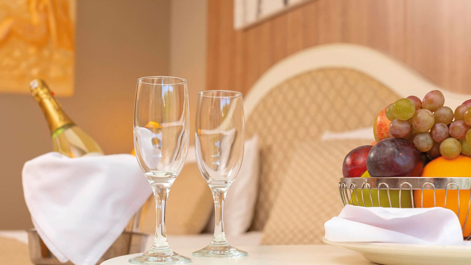 rooms-standart-garden-view-with-balcony