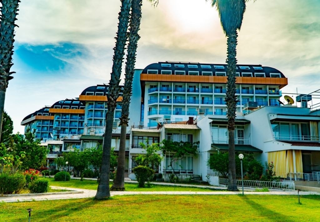 general-main-building