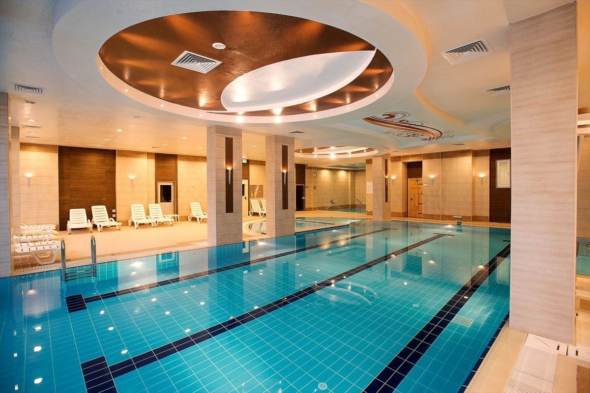 pools-indoor-pool