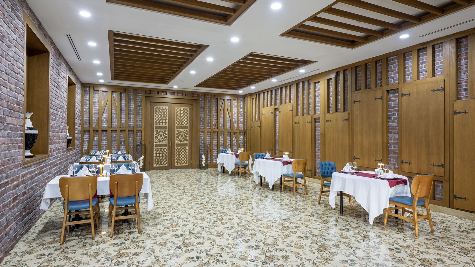 restaurants-italian-cuisine-a-la-carte-restaurant