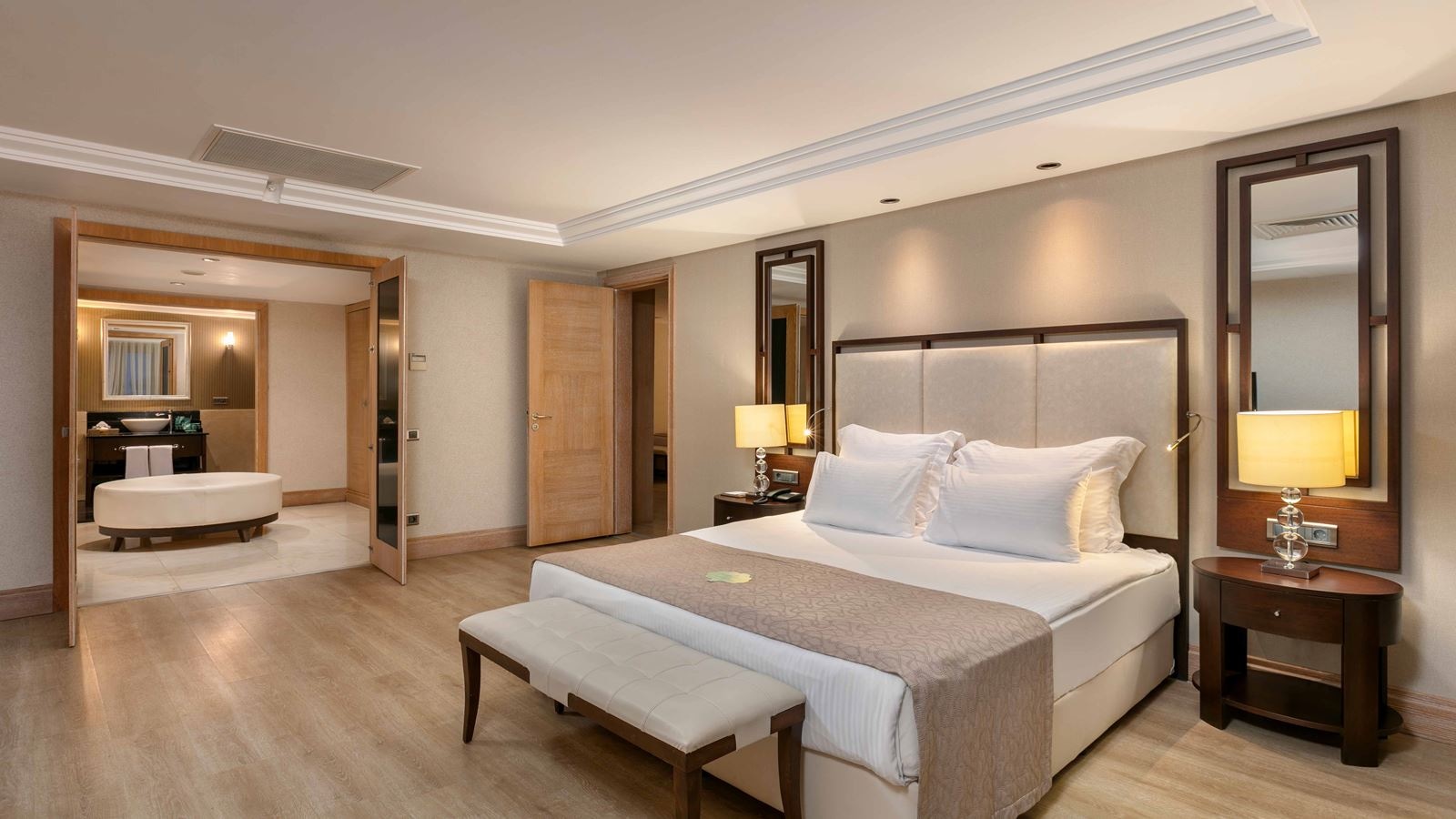 rooms-platinium-dublex-suite-executive-with-pool