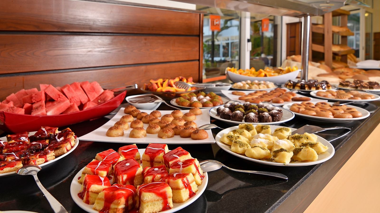 restaurants-main-restaurant