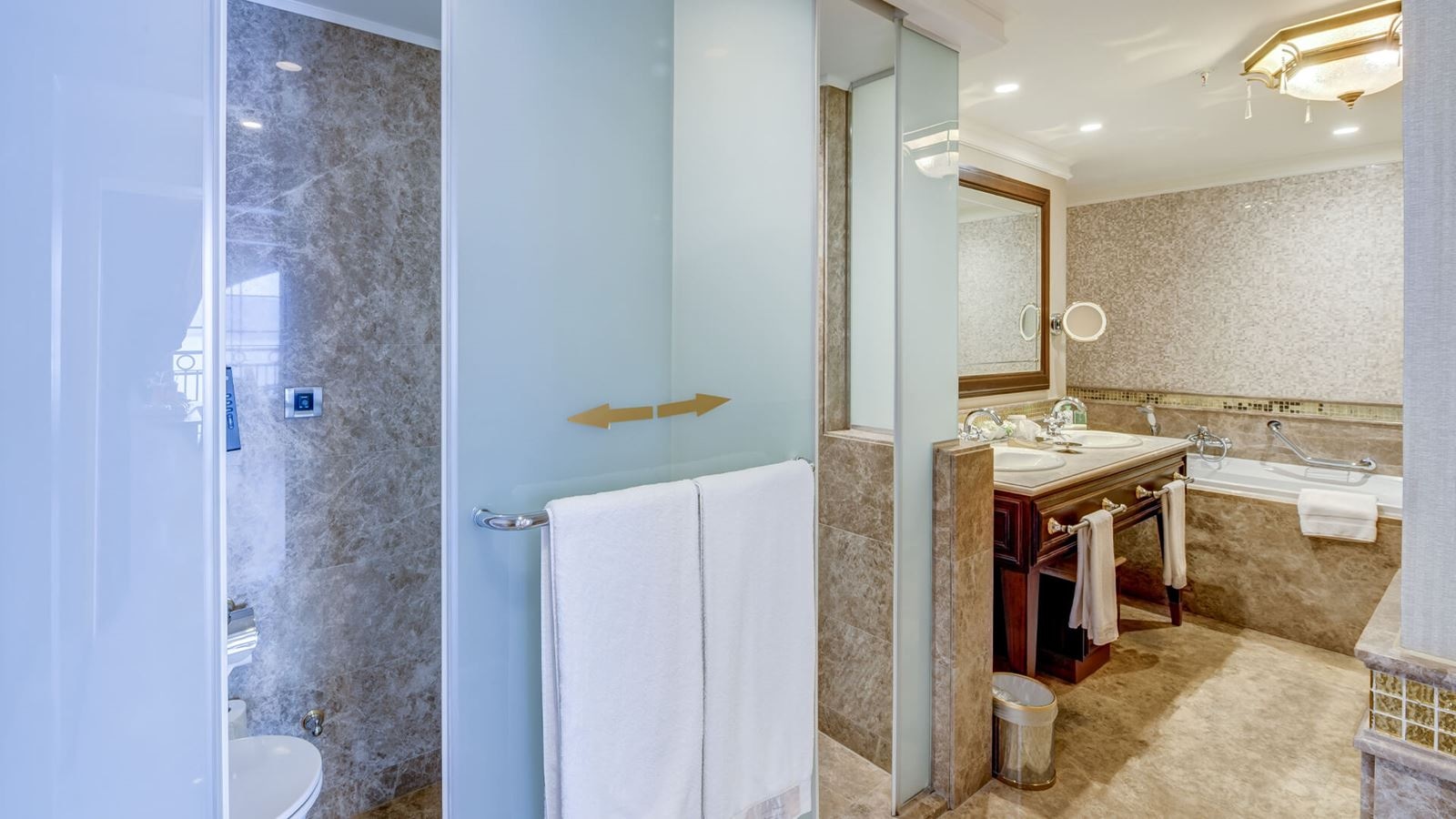 rooms-deluxe-connection-seaview