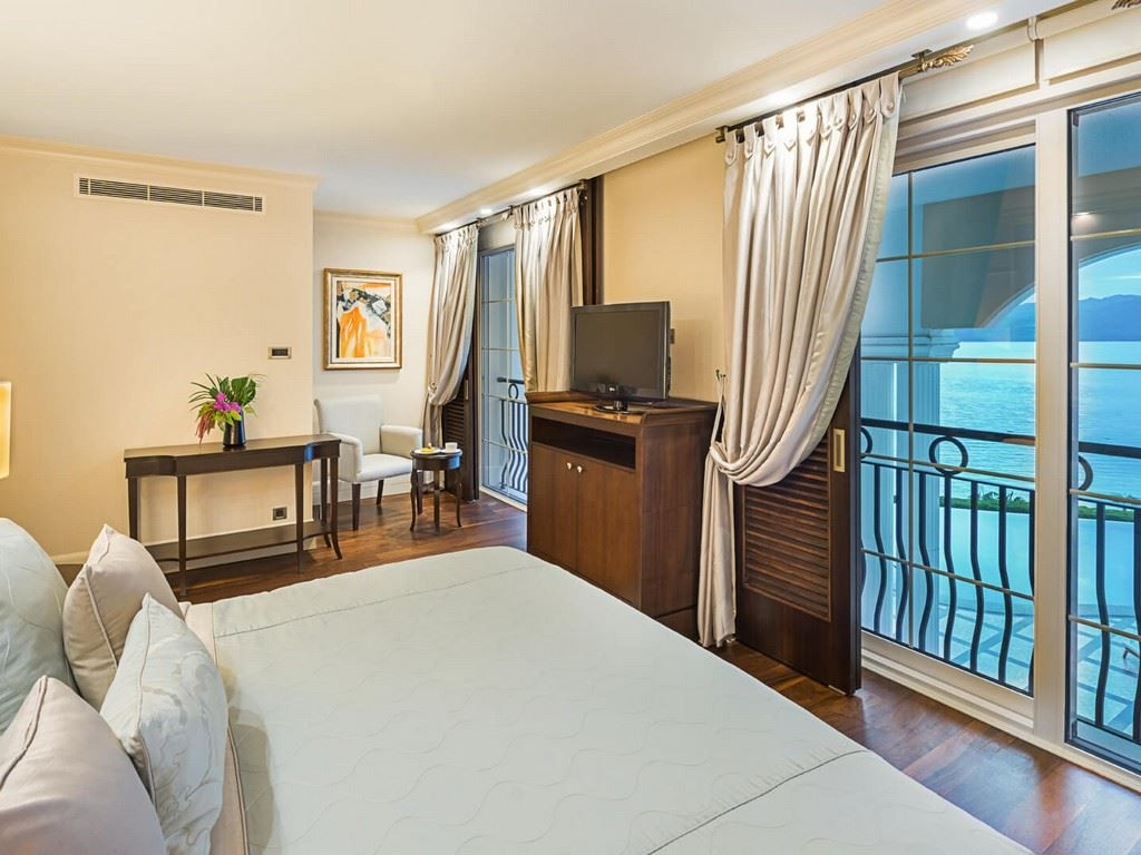 rooms-royal-dublex-suite