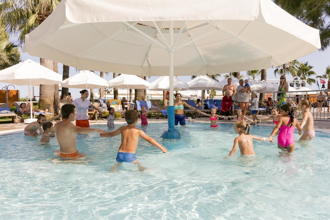 pools-outdoor-childrens-pool