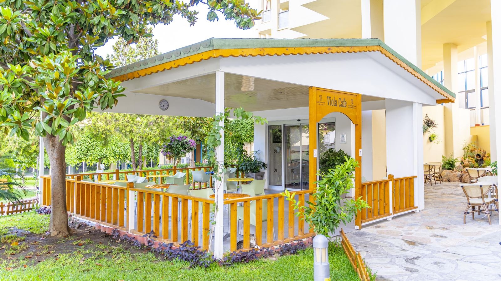 restaurants-viola-cafe