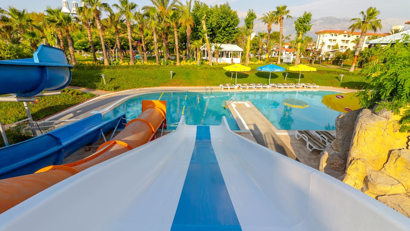 water-park-water-park