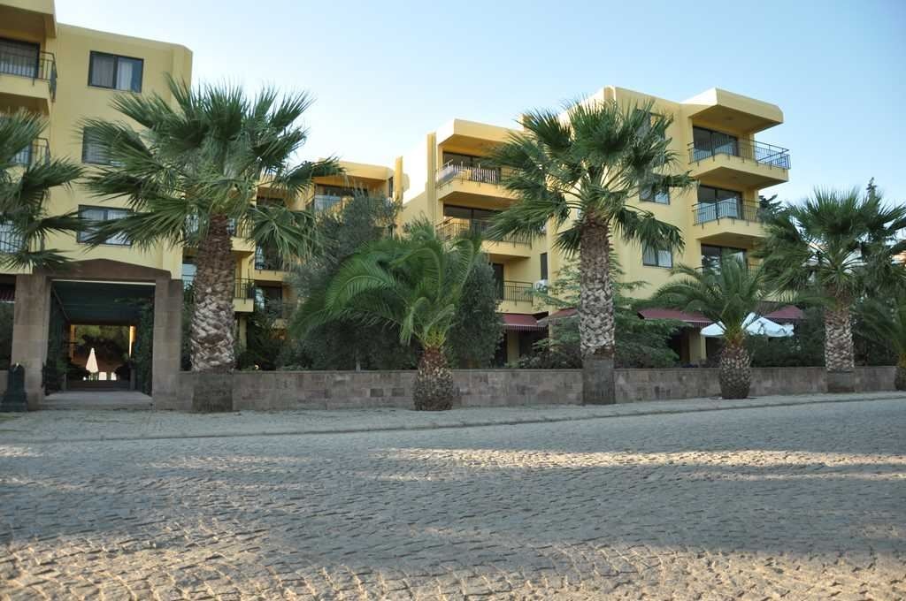 general-main-building