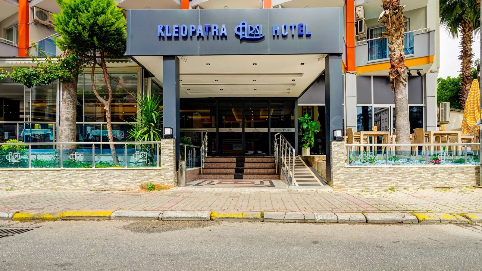 general-main-building