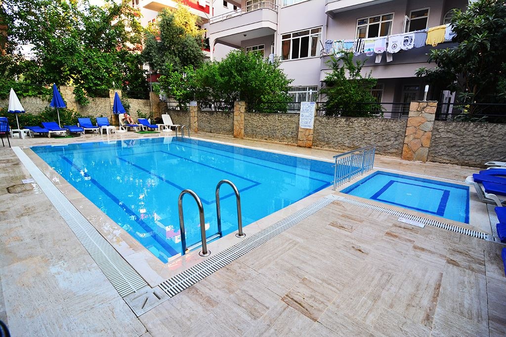 pools-outdoor-pool