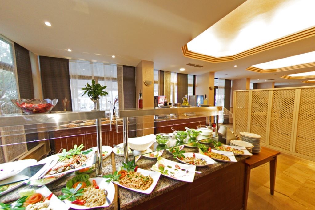 restaurants-restaurant