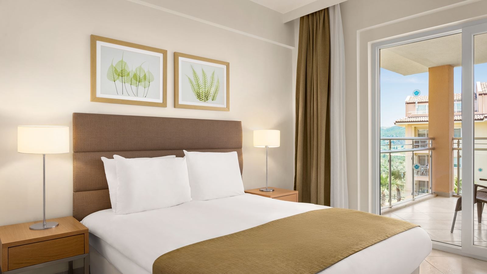 rooms-junior-suite-2-bedrooms-balcony-or-terrace