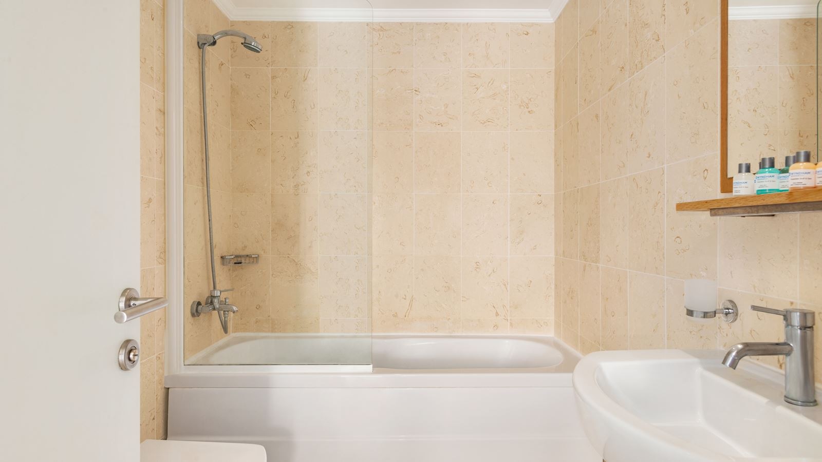 rooms-superior-dublex-suite-2-bedrooms-balcony-or-terrace