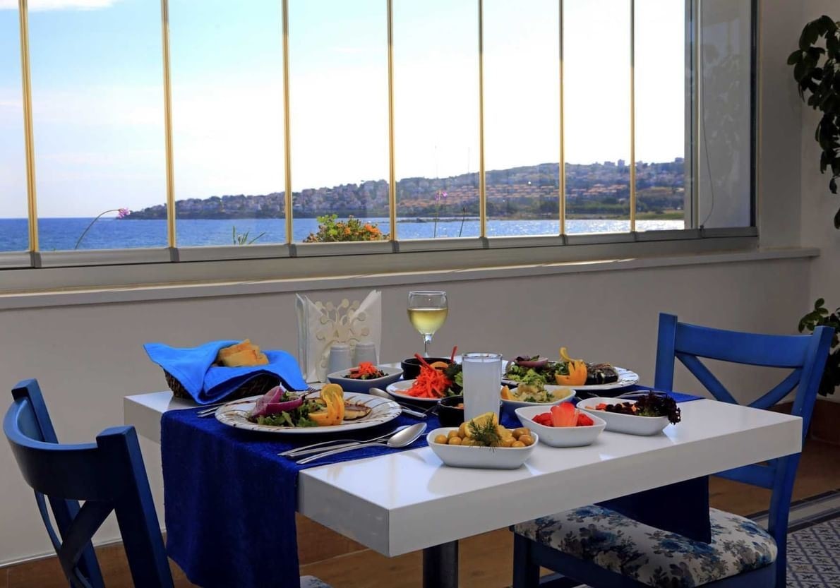 restaurants-restaurants