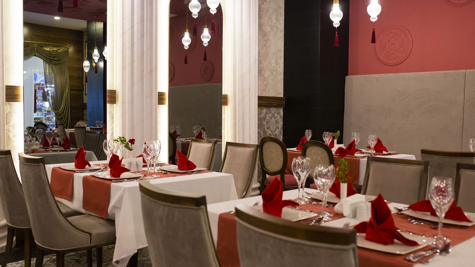 restaurants-fish-ala-carte-at-the-beach