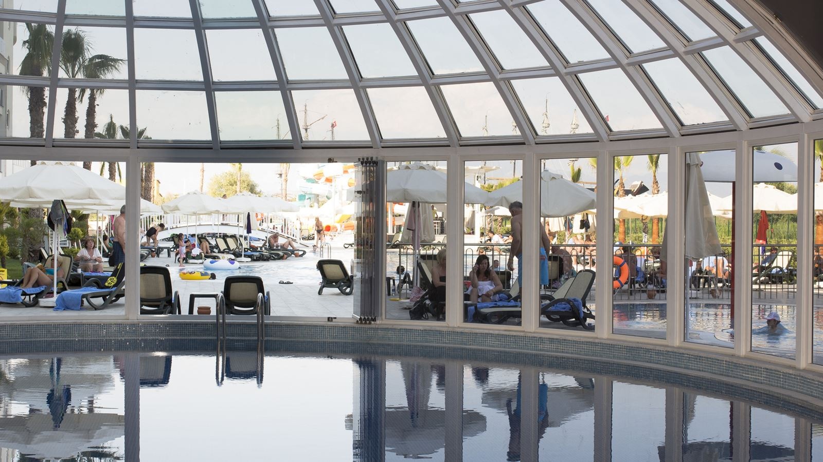 pools-outdoor--indoor-pool