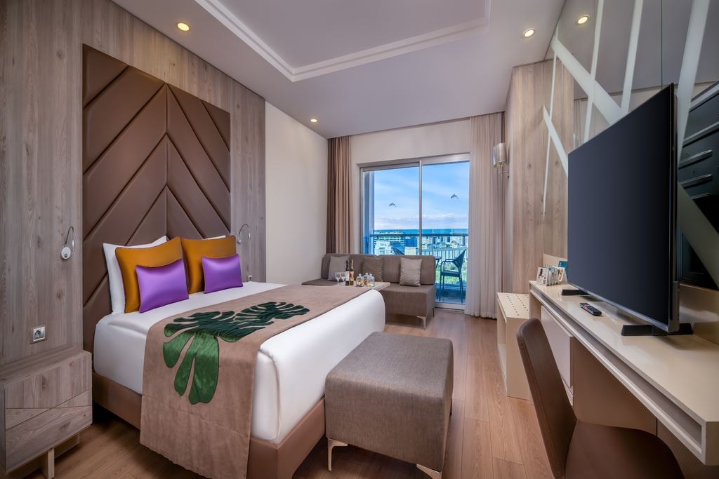 rooms-be-family-a-room-side-sea-view
