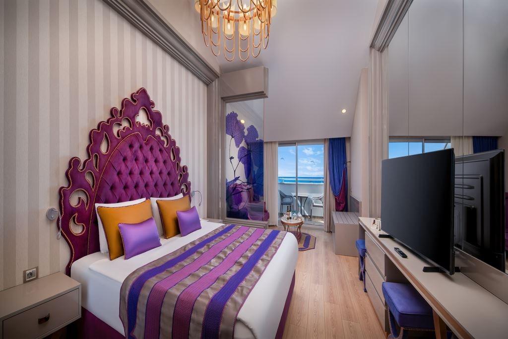 rooms-be-romantic-superior-room-side-sea-view