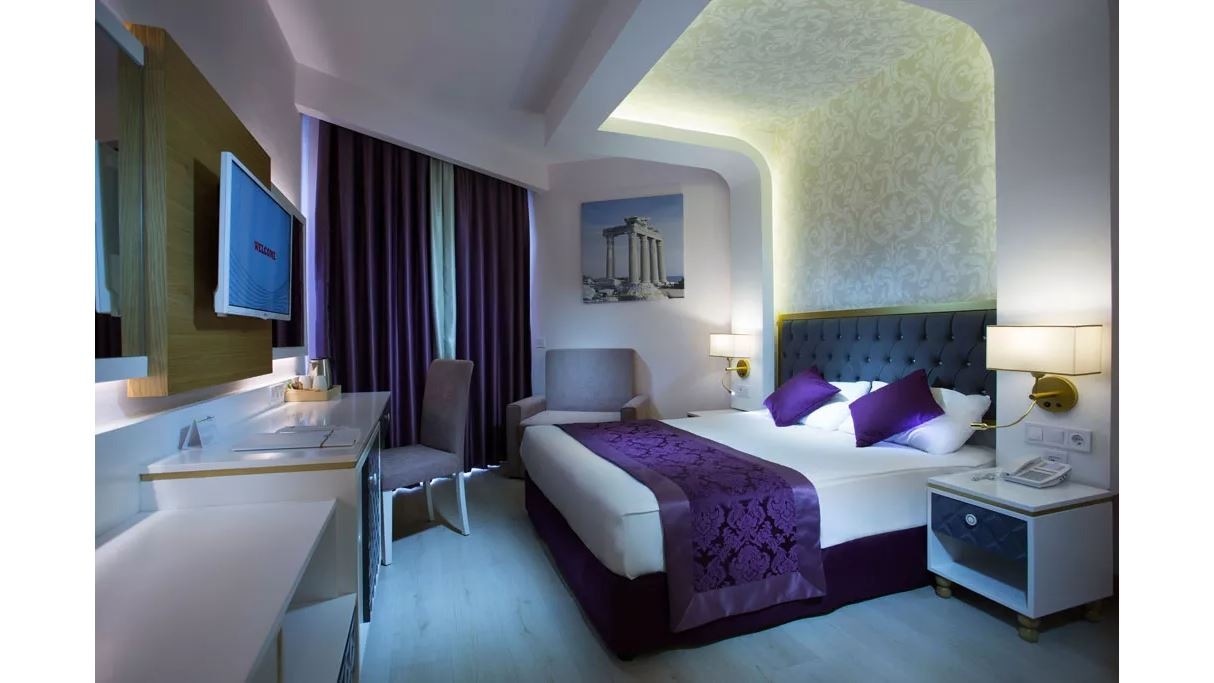 rooms-standart-room-land-view