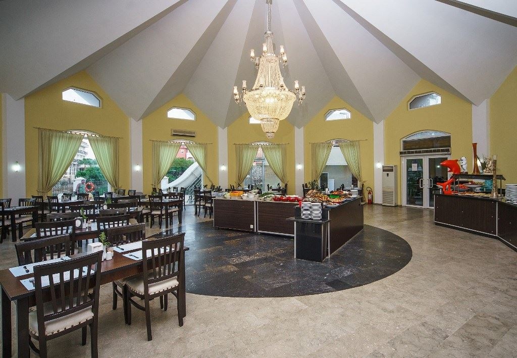 restaurants-restaurants