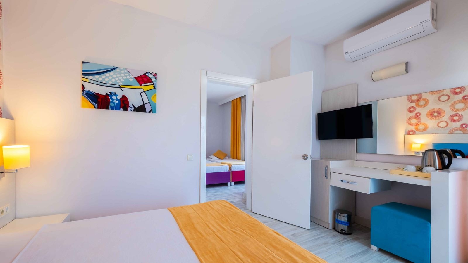 rooms-family-room-2-bedrooms