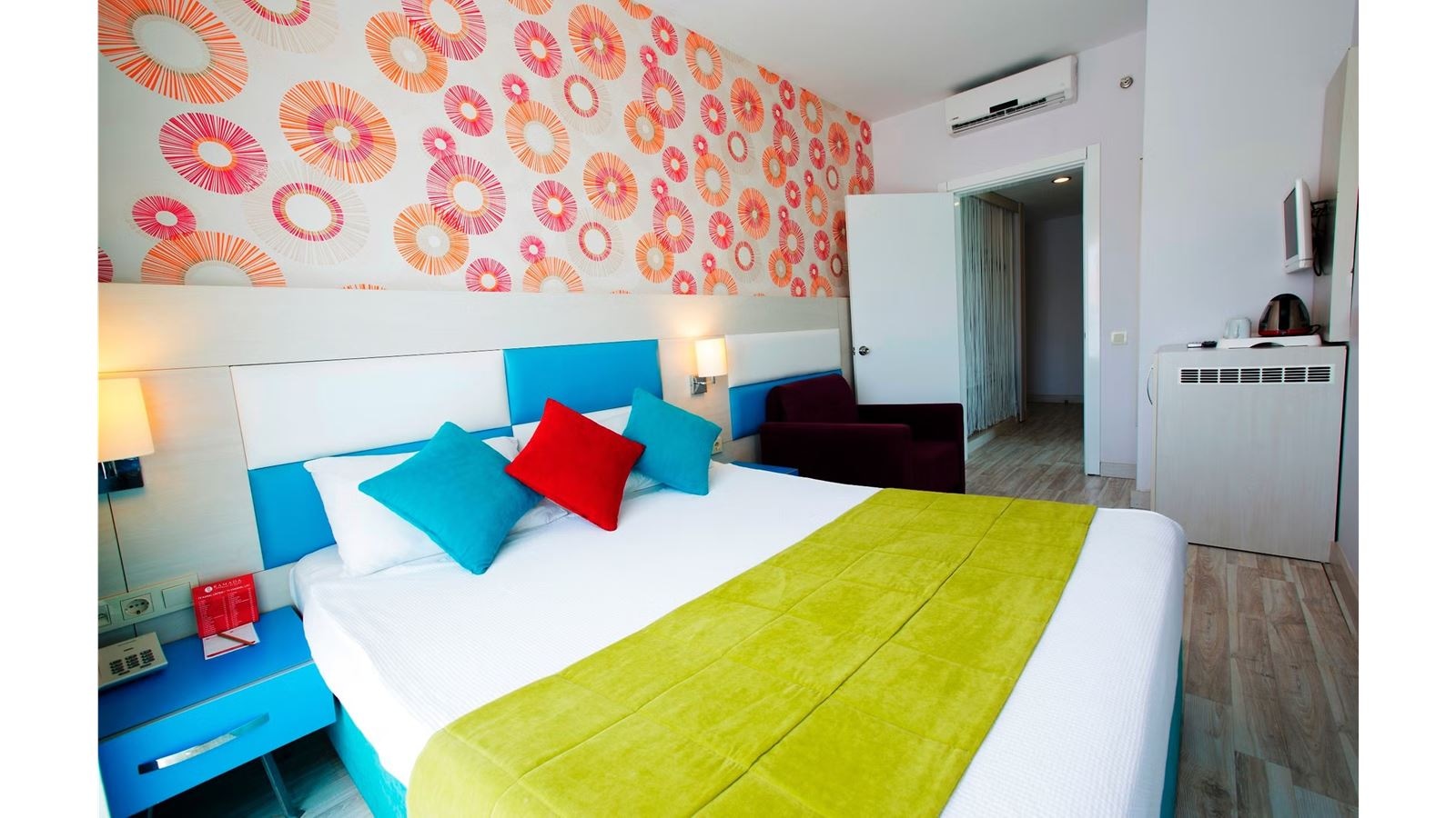 rooms-economy-room-without-balcony