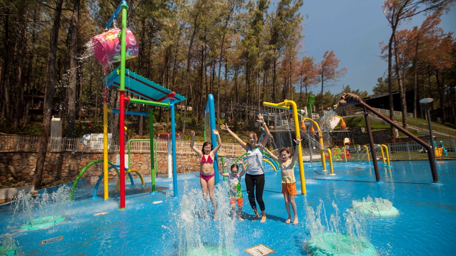 pools-outdoor-childrens-pool