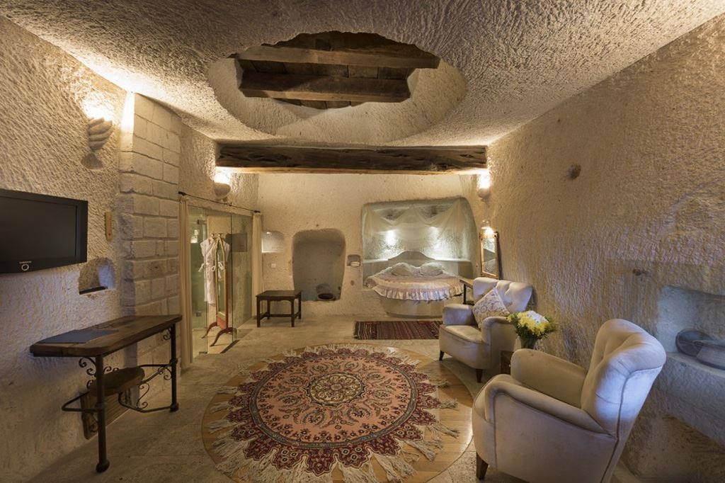 rooms-std-cave-suite