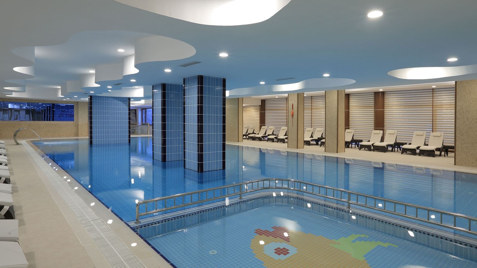 pools-indoor-childrens-pool