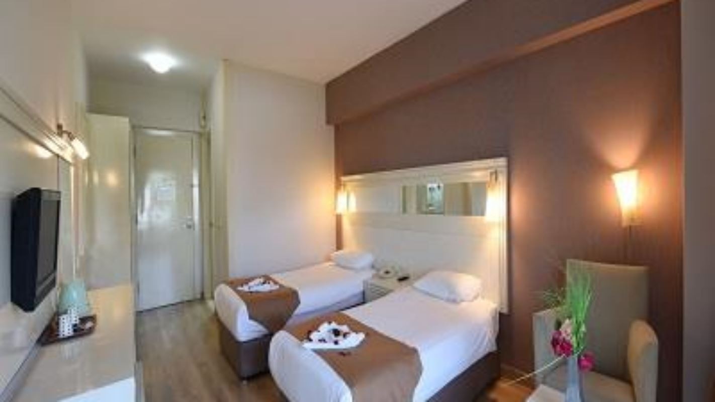 rooms-bahce-manzarali-oda