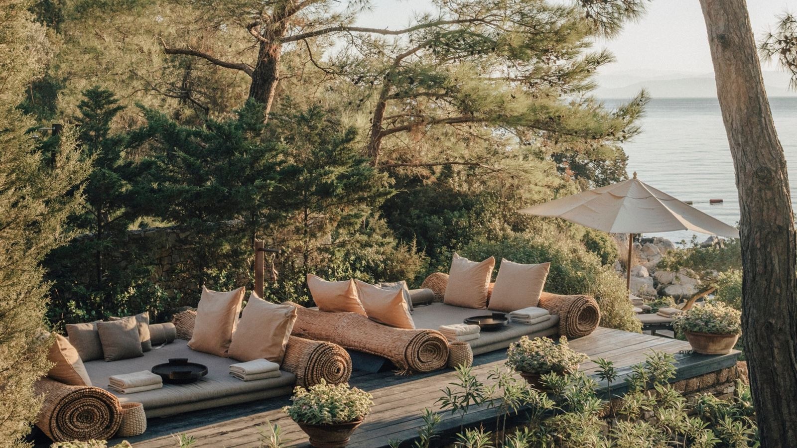 restaurants-beach-club-restaurant