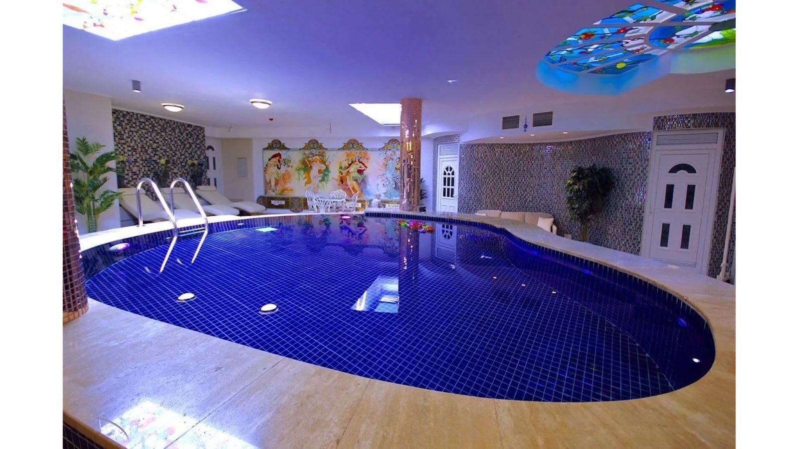 pools-indoor-pool
