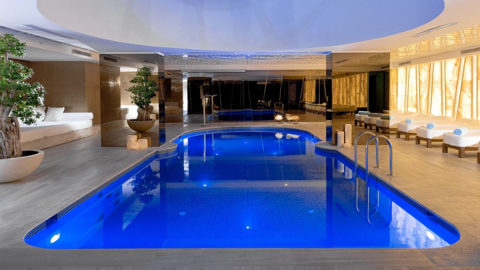 pools-indoor-pool