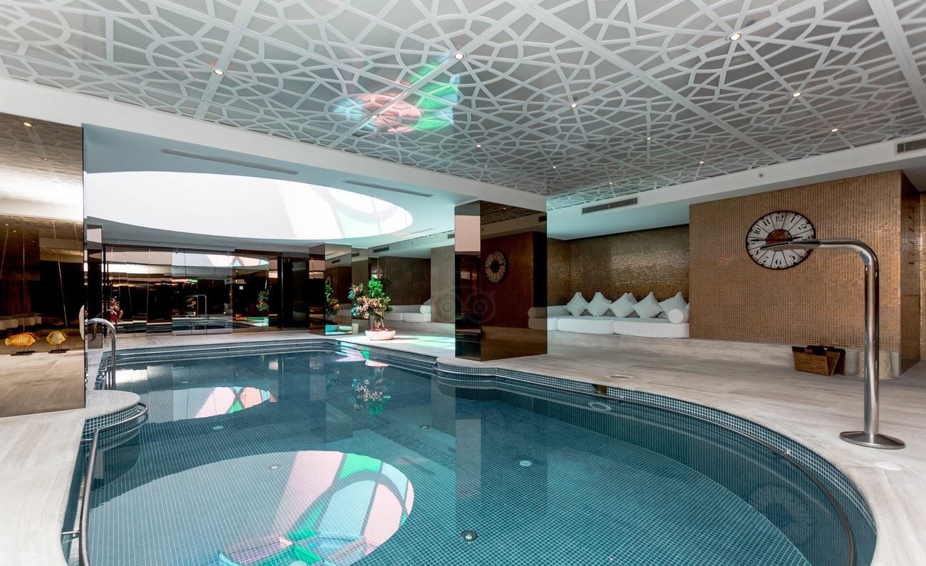pools-indoor-pool