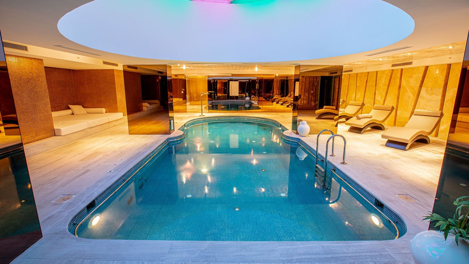 pools-indoor-pool
