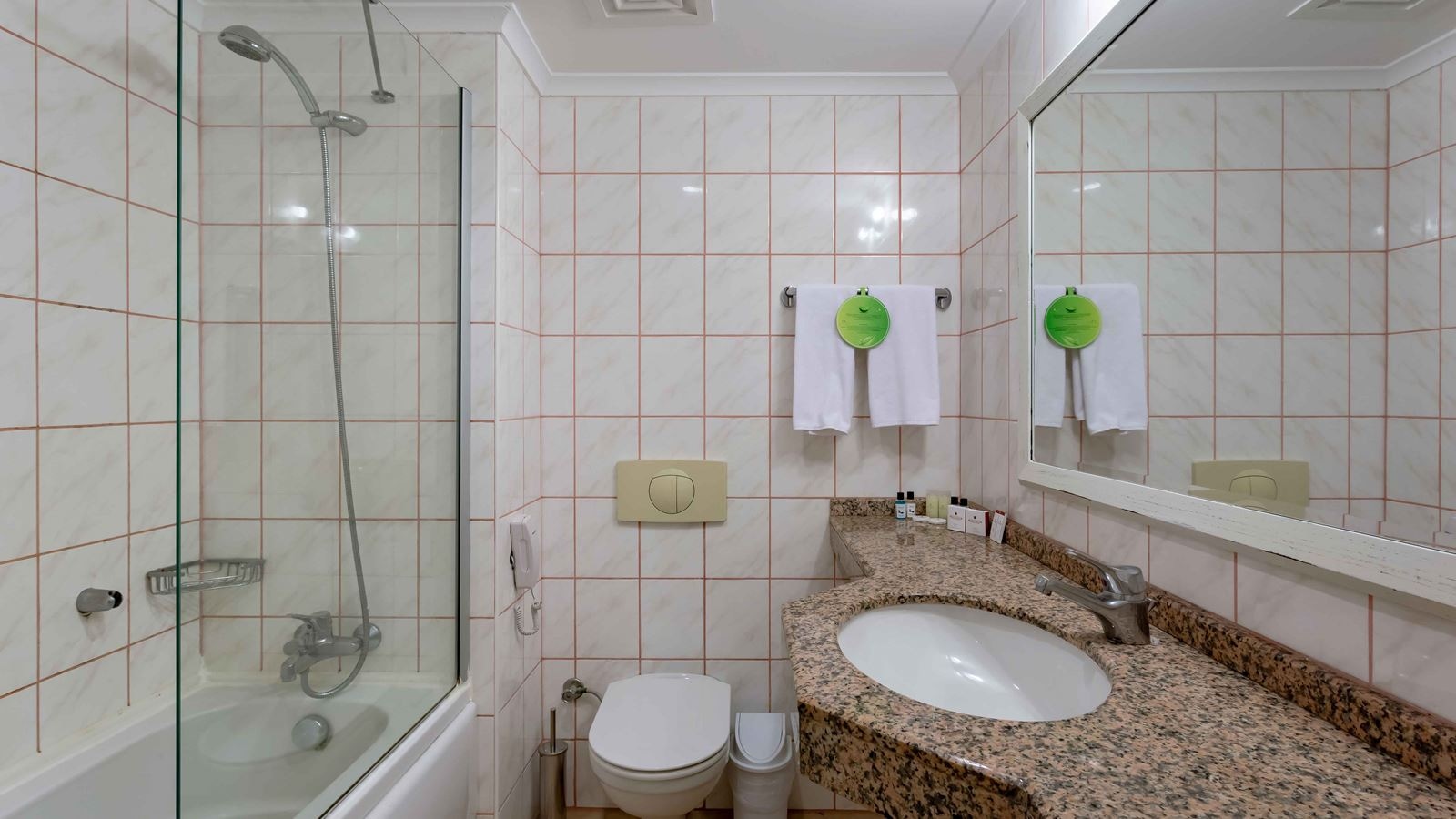 rooms-family-club-suite