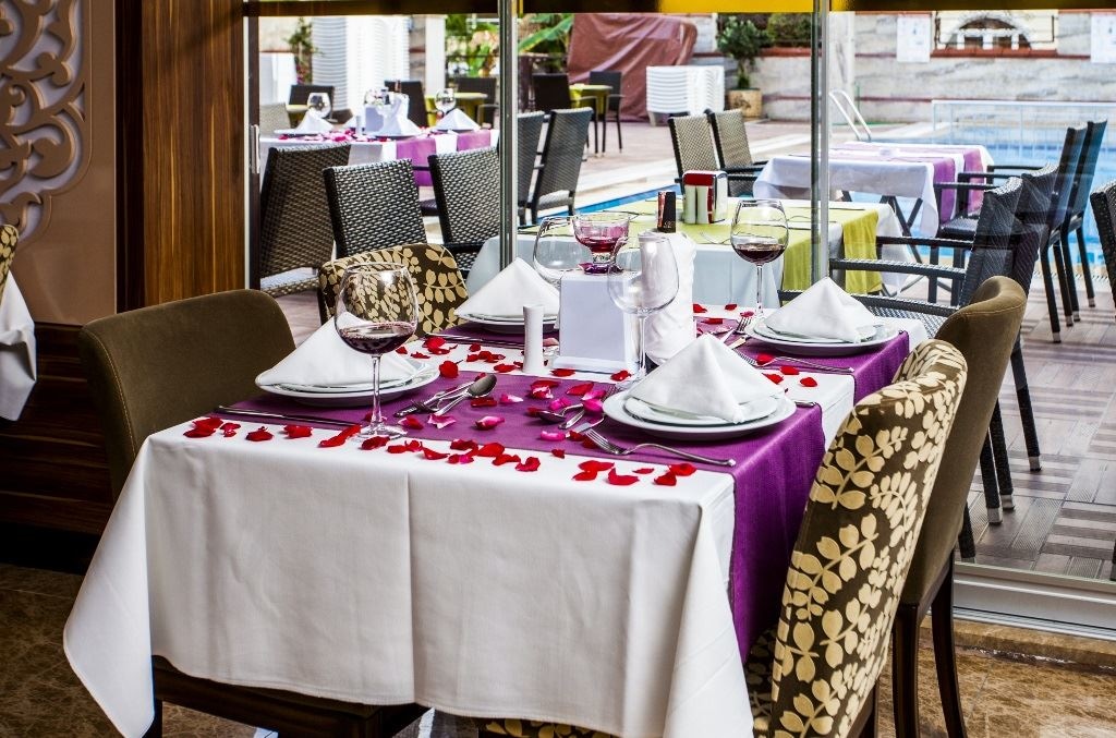 restaurants-main-restaurant