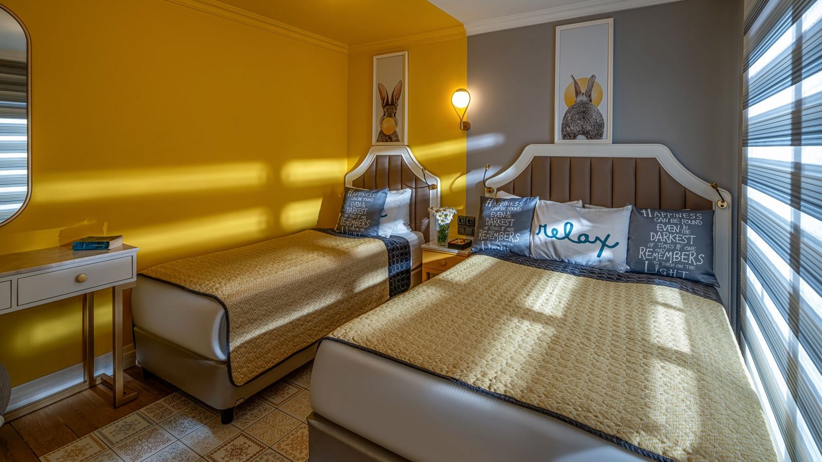 rooms-garden-family-robbits-concept