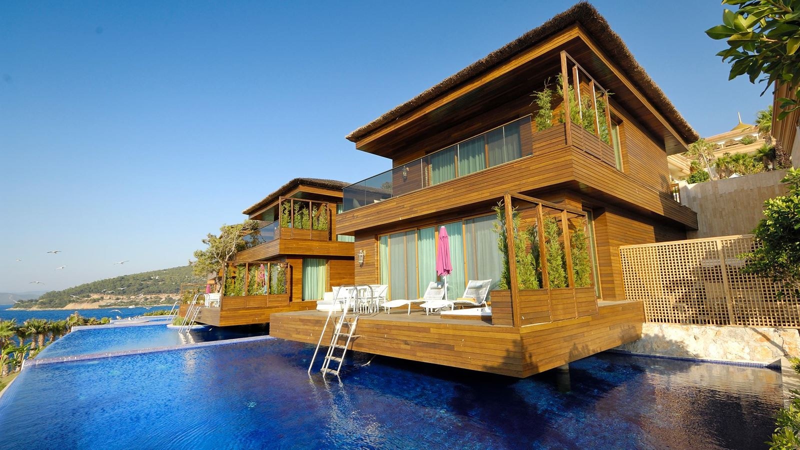 rooms-maldivian-villa-sea-view