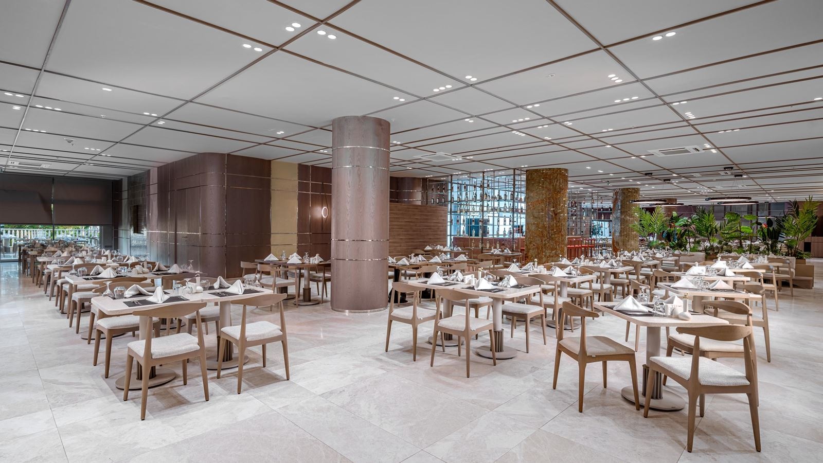 restaurants-premium-main-restaurant