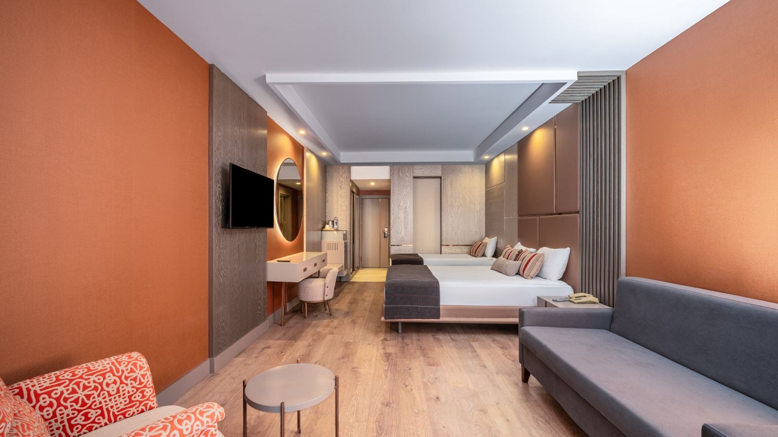 rooms-superior-room-land-wiev