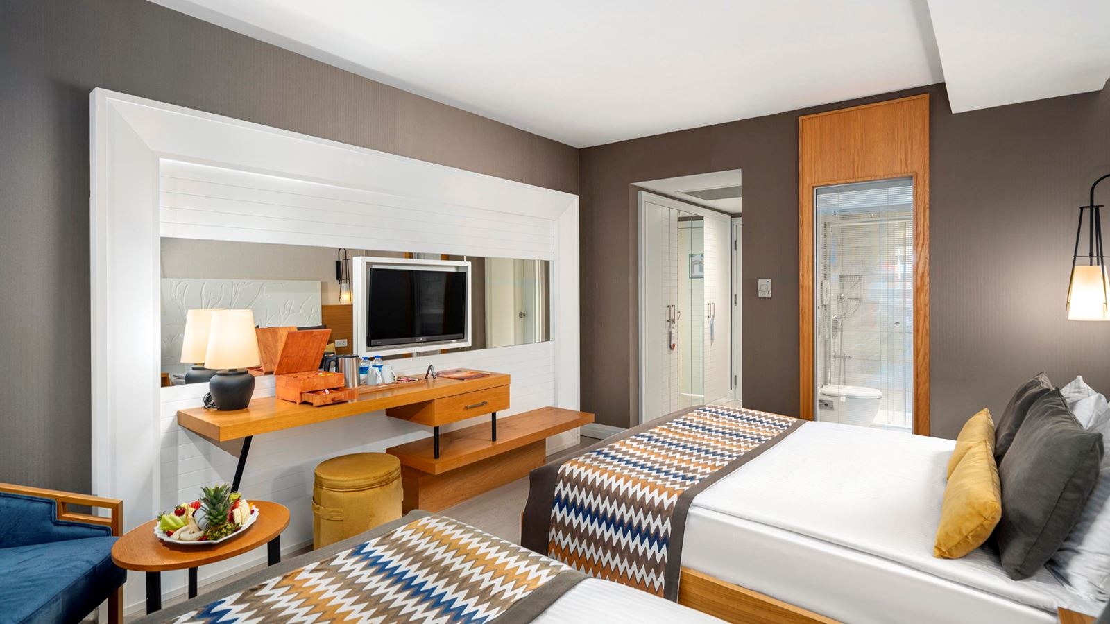 rooms-standart-room-land-view