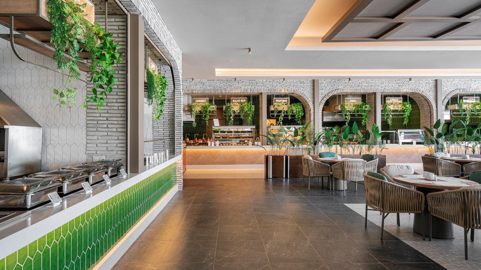 restaurants-daphne-ana-restaurant-buffet